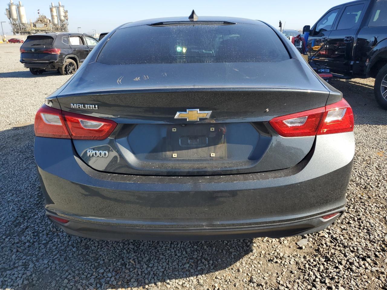 2017 Chevrolet Malibu Ls - Image 6