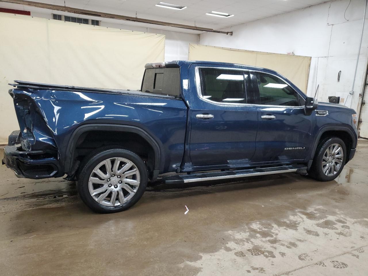 2019 GMC Sierra K1500 Denali - Image 3