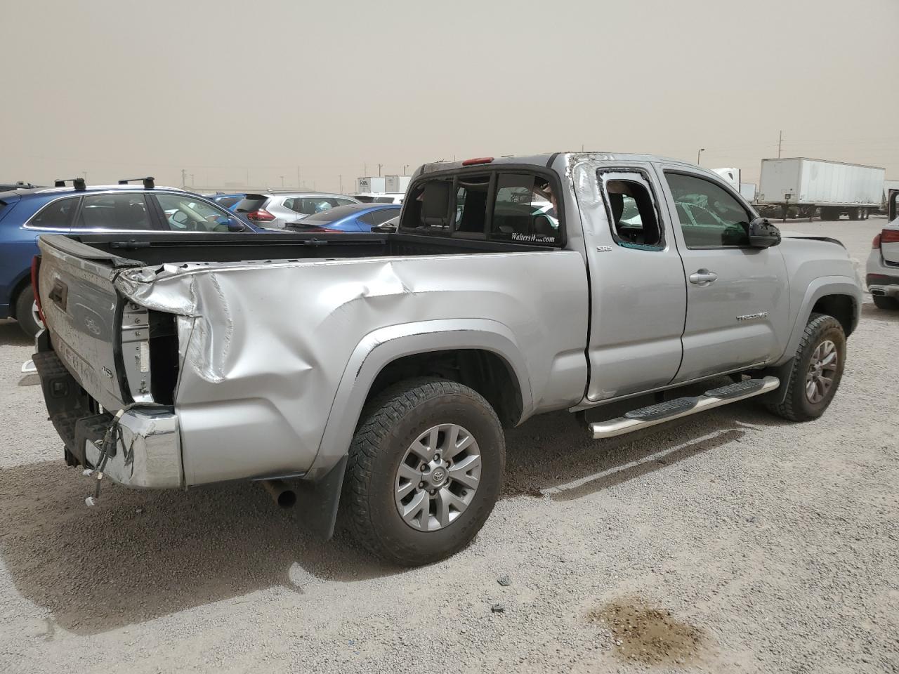 2018 Toyota Tacoma Access Cab - Фото 3