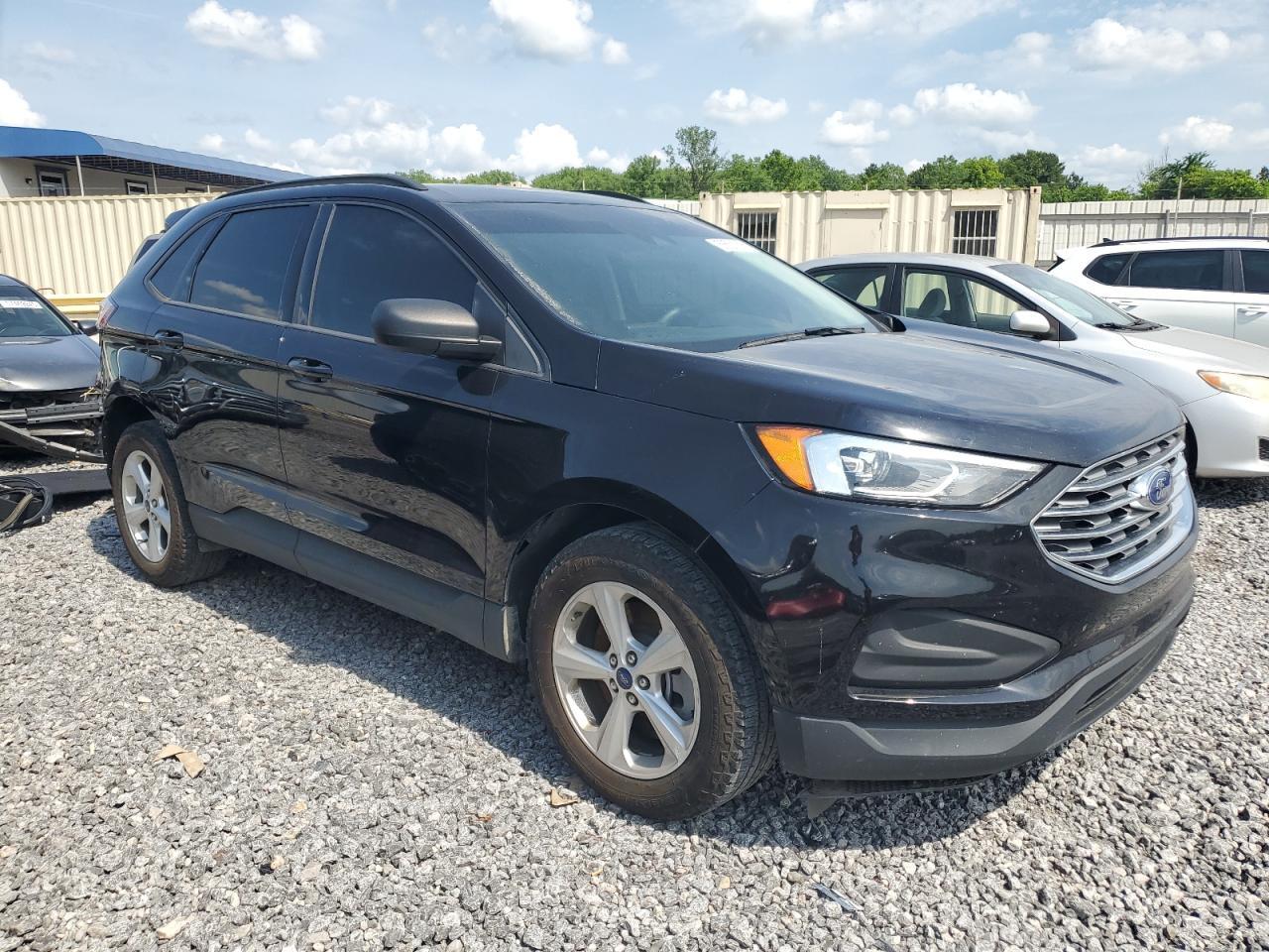 2021 Ford Edge Se - Image 4