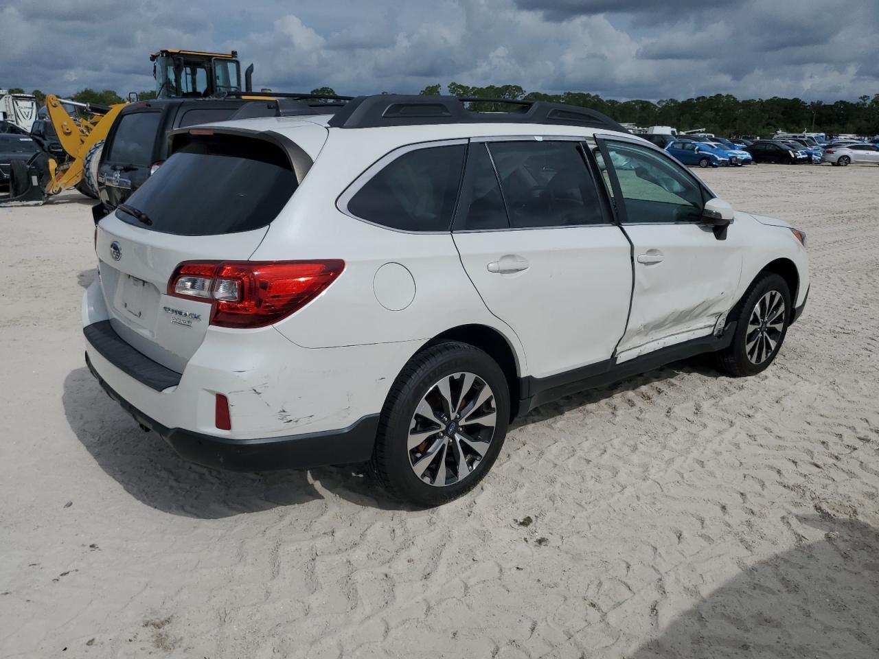 2017 Subaru Outback 2.5I Limited - Image 3