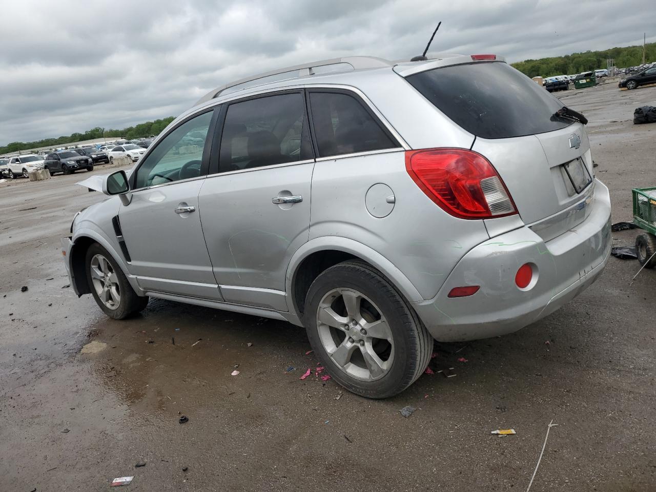 2014 Chevrolet Captiva Lt - Image 2