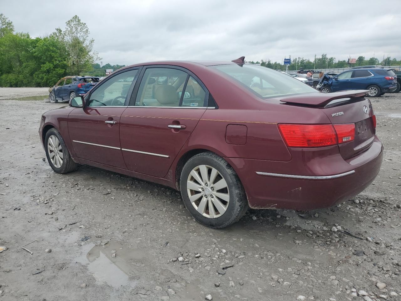 2009 Hyundai Sonata Se - Image 2