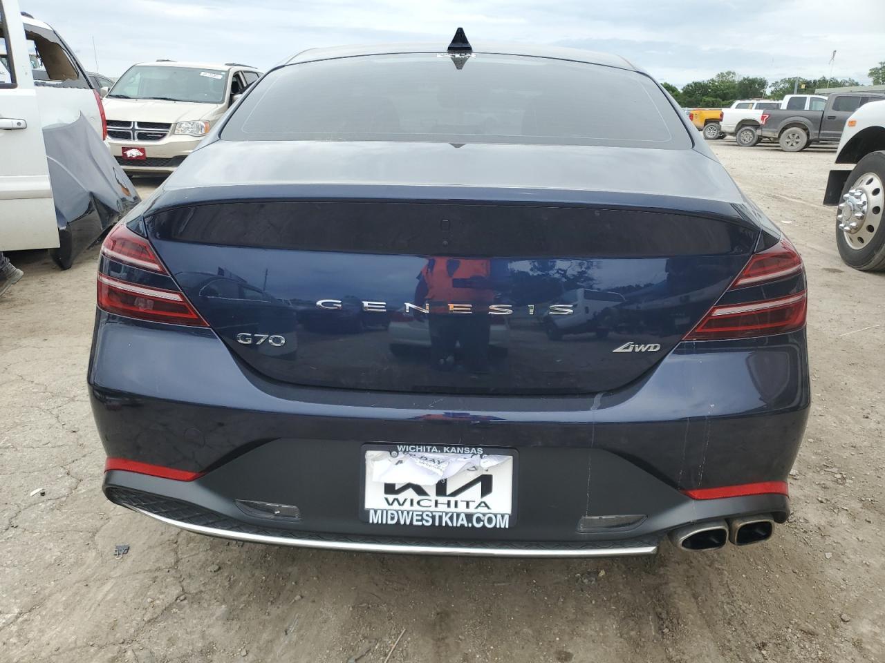 2023 Genesis G70 Base - Image 6