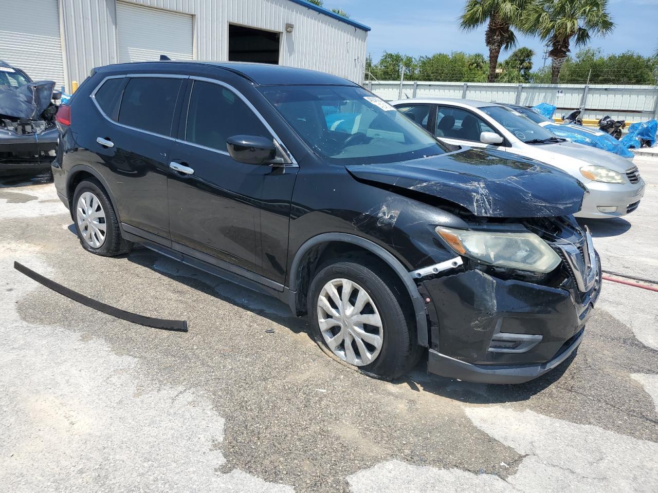 2017 Nissan Rogue S - Фото 4