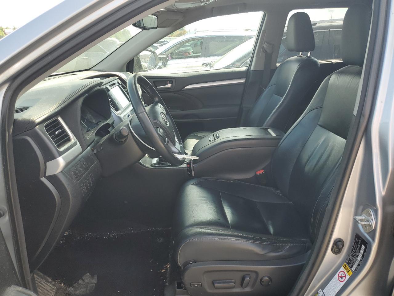 2014 Toyota Highlander Xle - Image 7