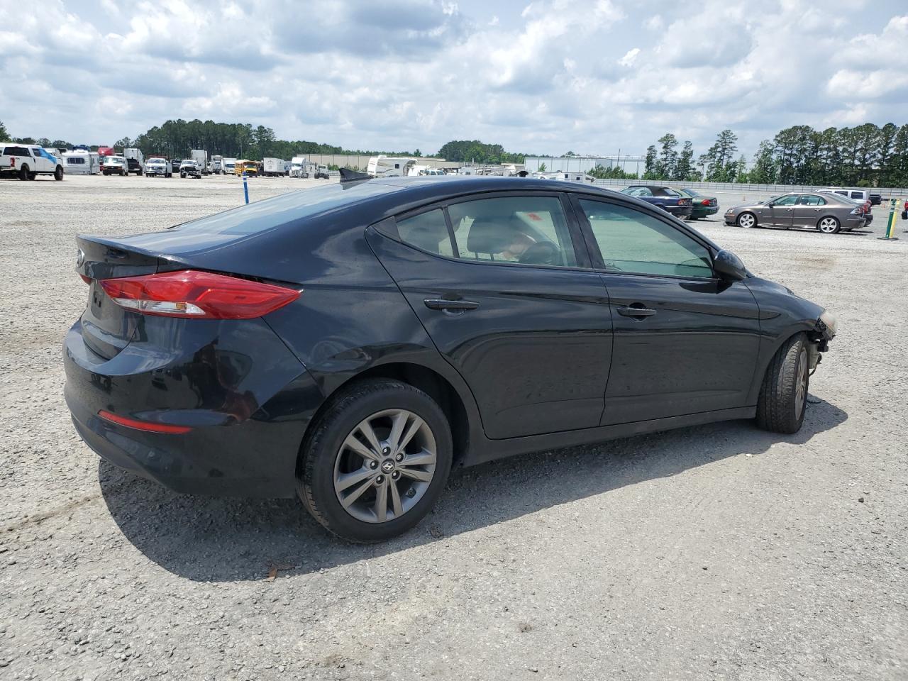2017 Hyundai Elantra Se - Фото 3