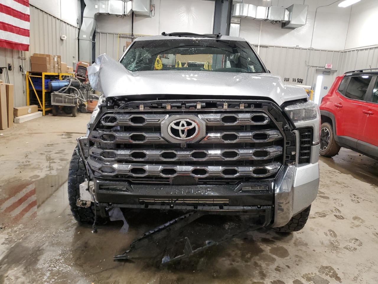 2024 Toyota Tundra Crewmax Platinum - Фото 5