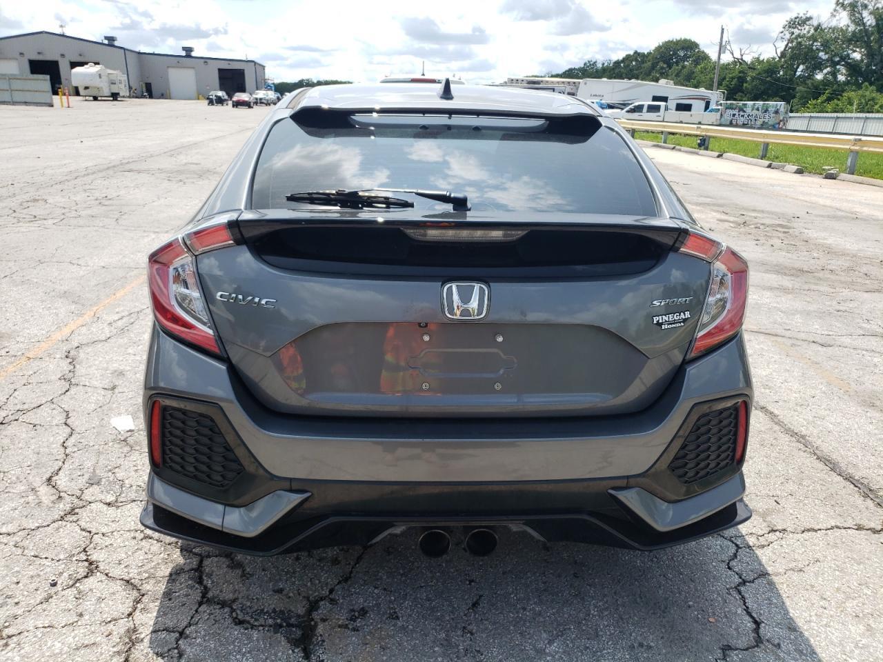 2017 Honda Civic Sport - Image 6