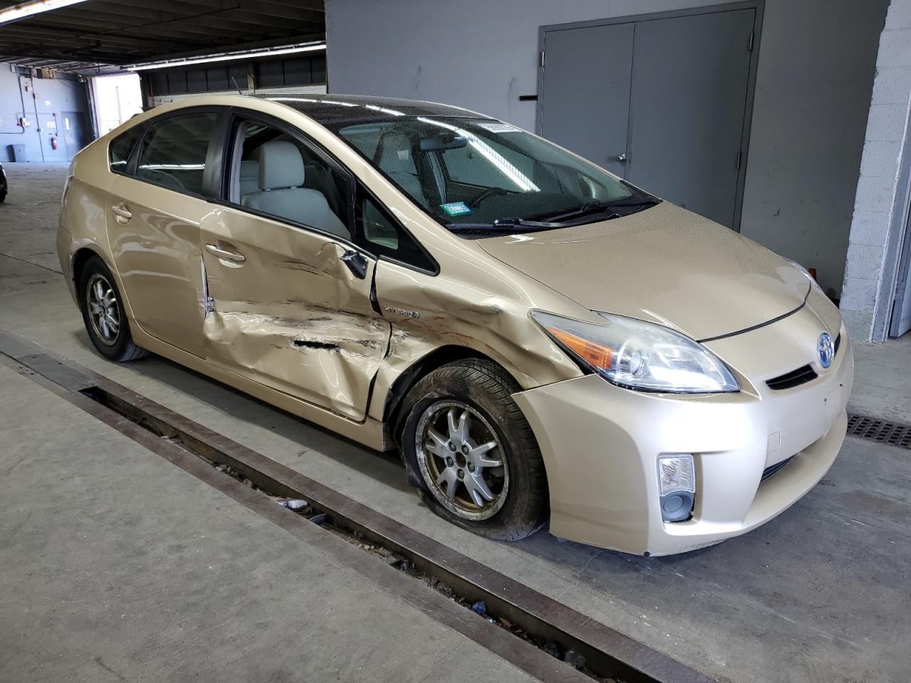 2010 Toyota Prius - Image 4