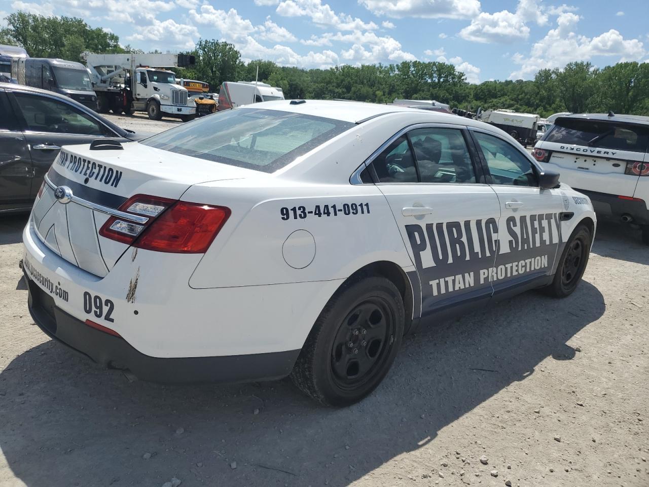 2017 Ford Taurus Police Interceptor - Image 3