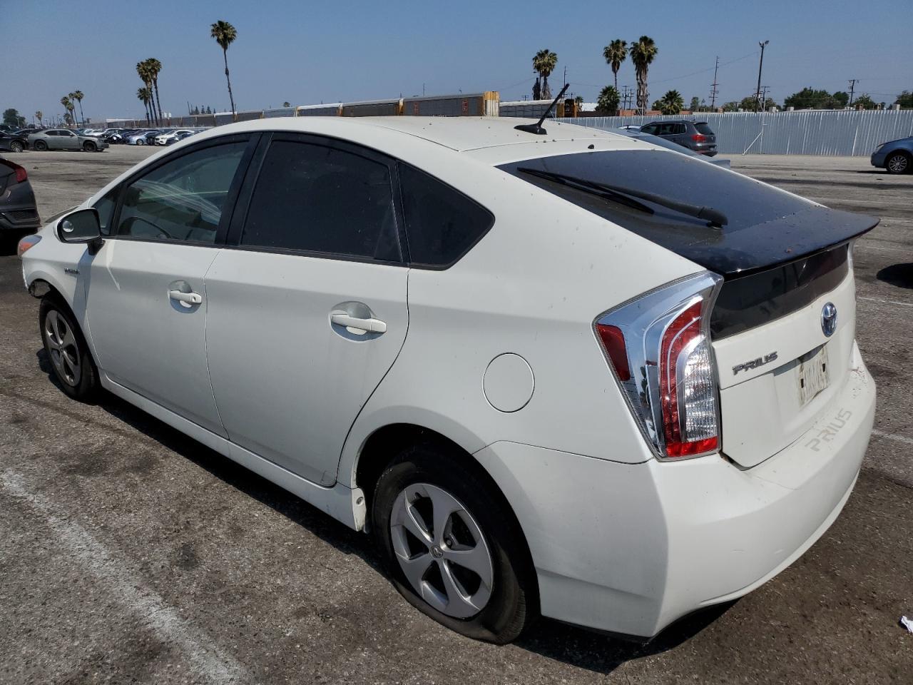 2015 Toyota Prius - Фото 2