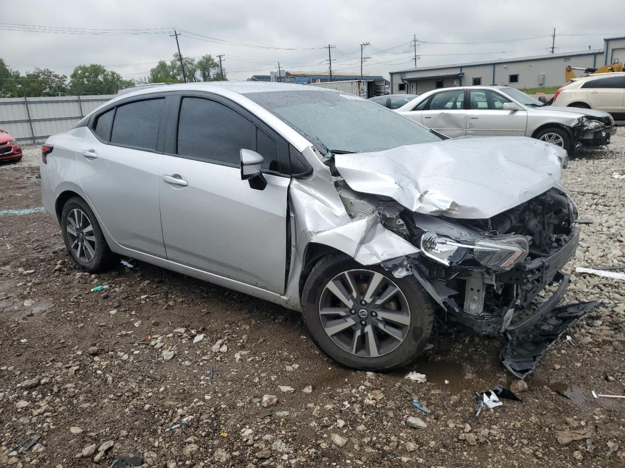 2021 Nissan Versa Sv - Image 4