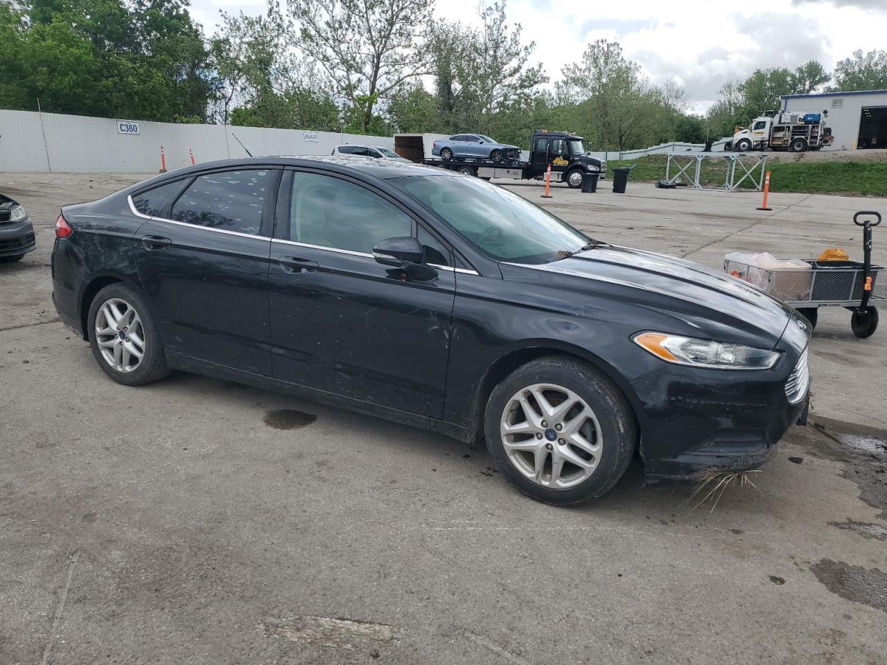 2014 Ford Fusion Se - Фото 4