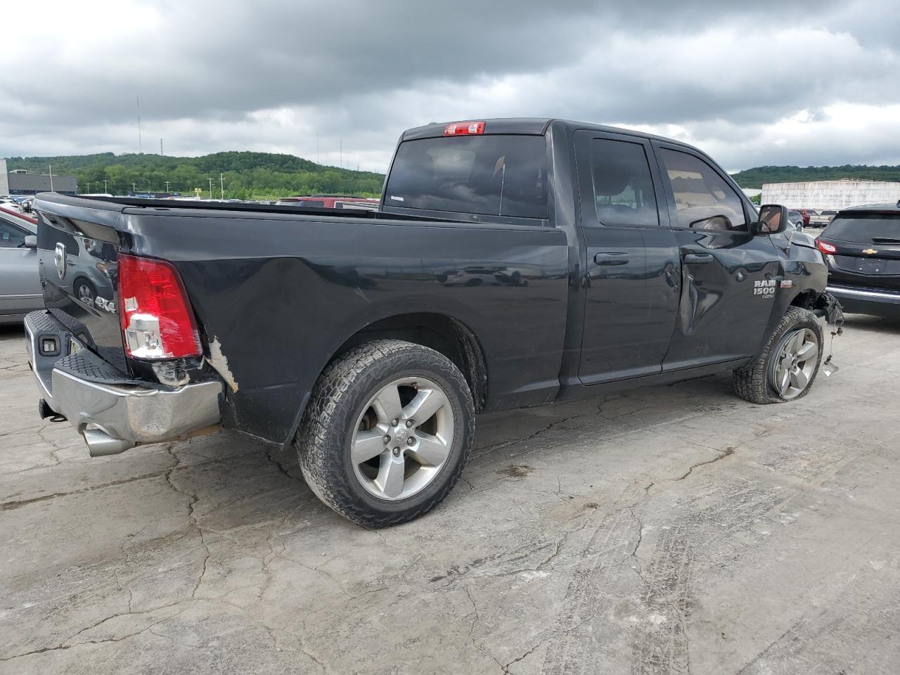 2019 Ram 1500 Classic Tradesman - Фото 3
