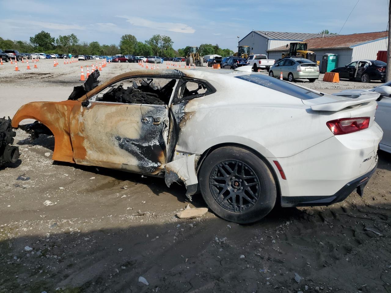 2018 Chevrolet Camaro Zl1 - Image 2