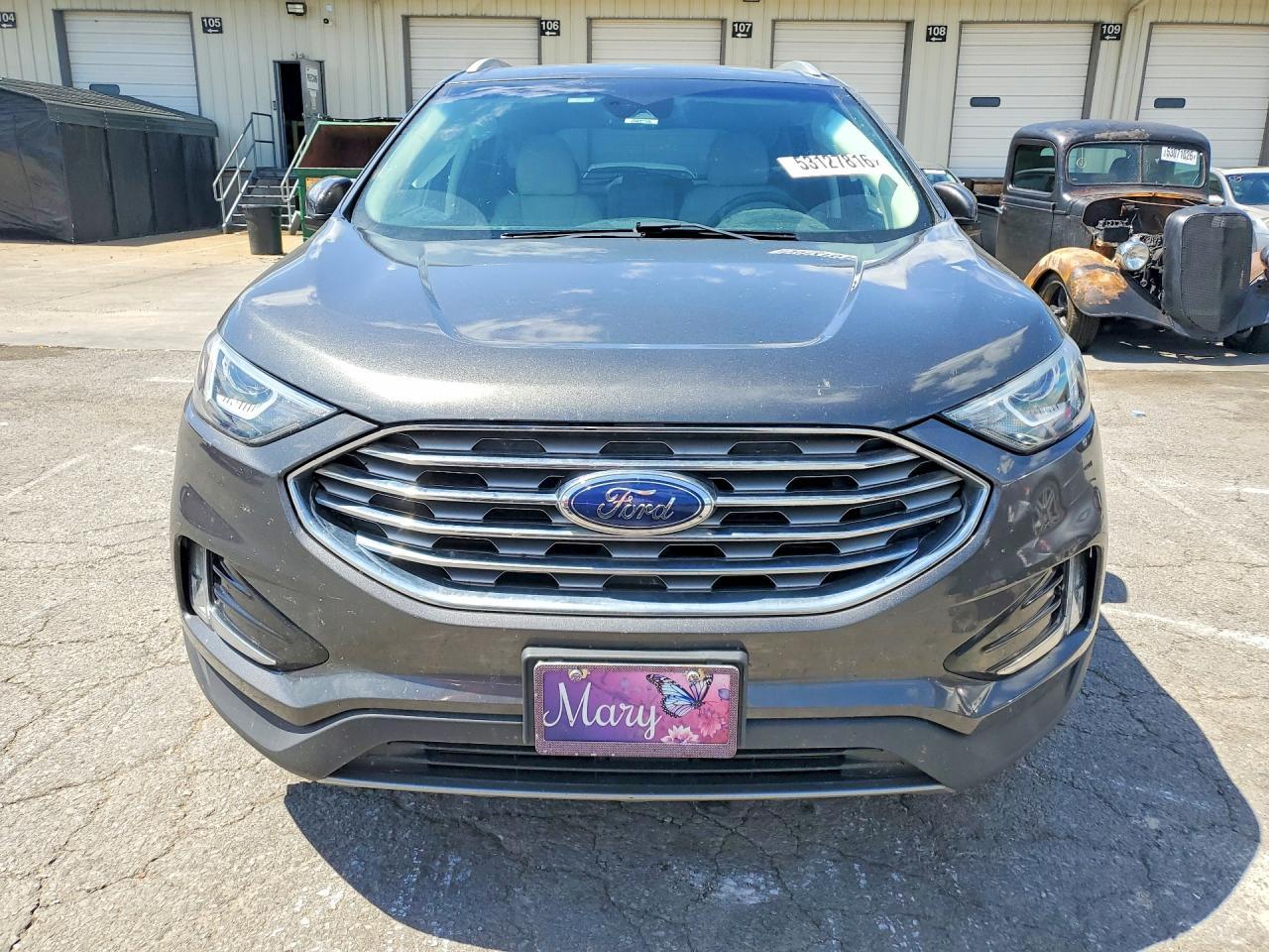 2019 Ford Edge Titanium - Фото 5