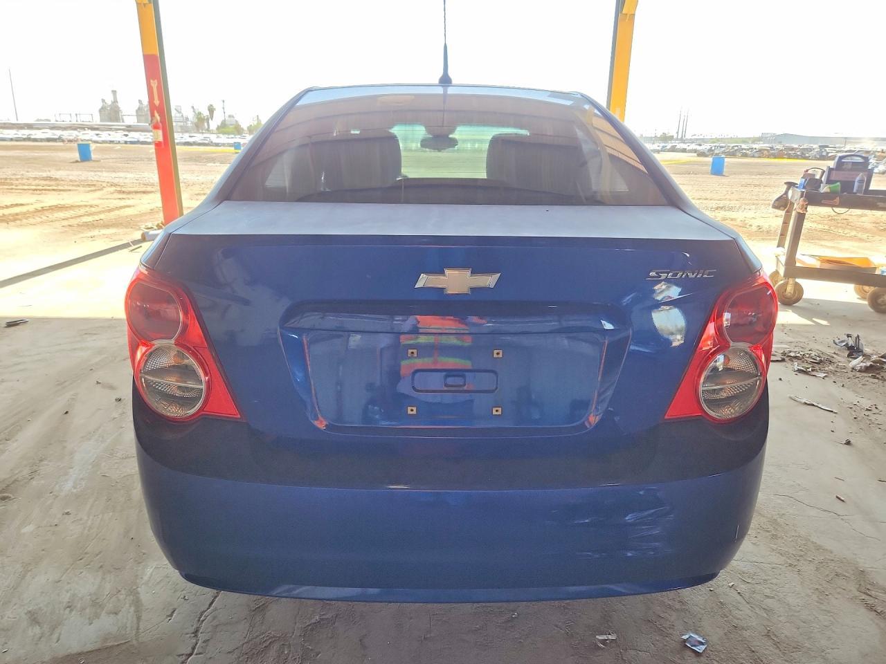 2013 Chevrolet Sonic Ls - Фото 6
