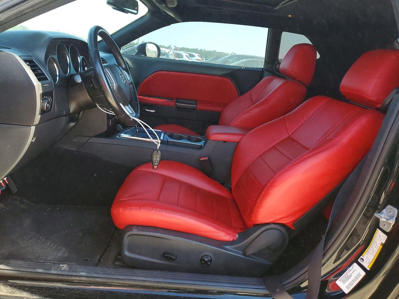 2011 Dodge Challenger - Фото 7