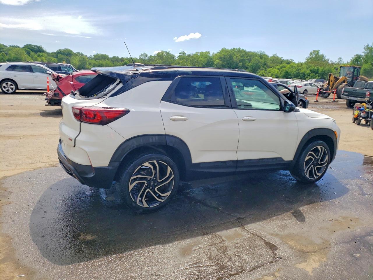2024 Chevrolet Trailblazer Rs - Image 3