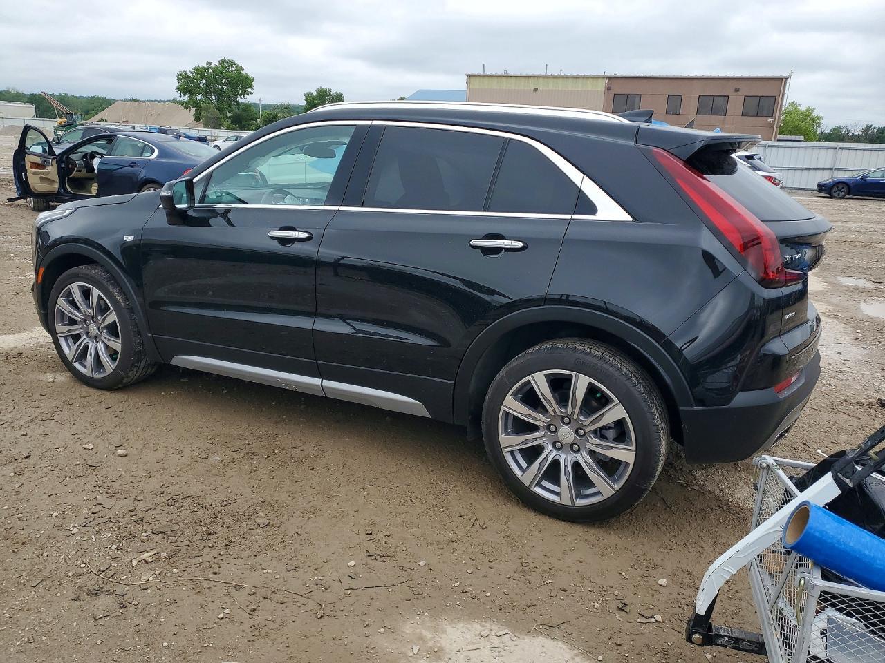 2023 Cadillac Xt4 Premium Luxury - Фото 2