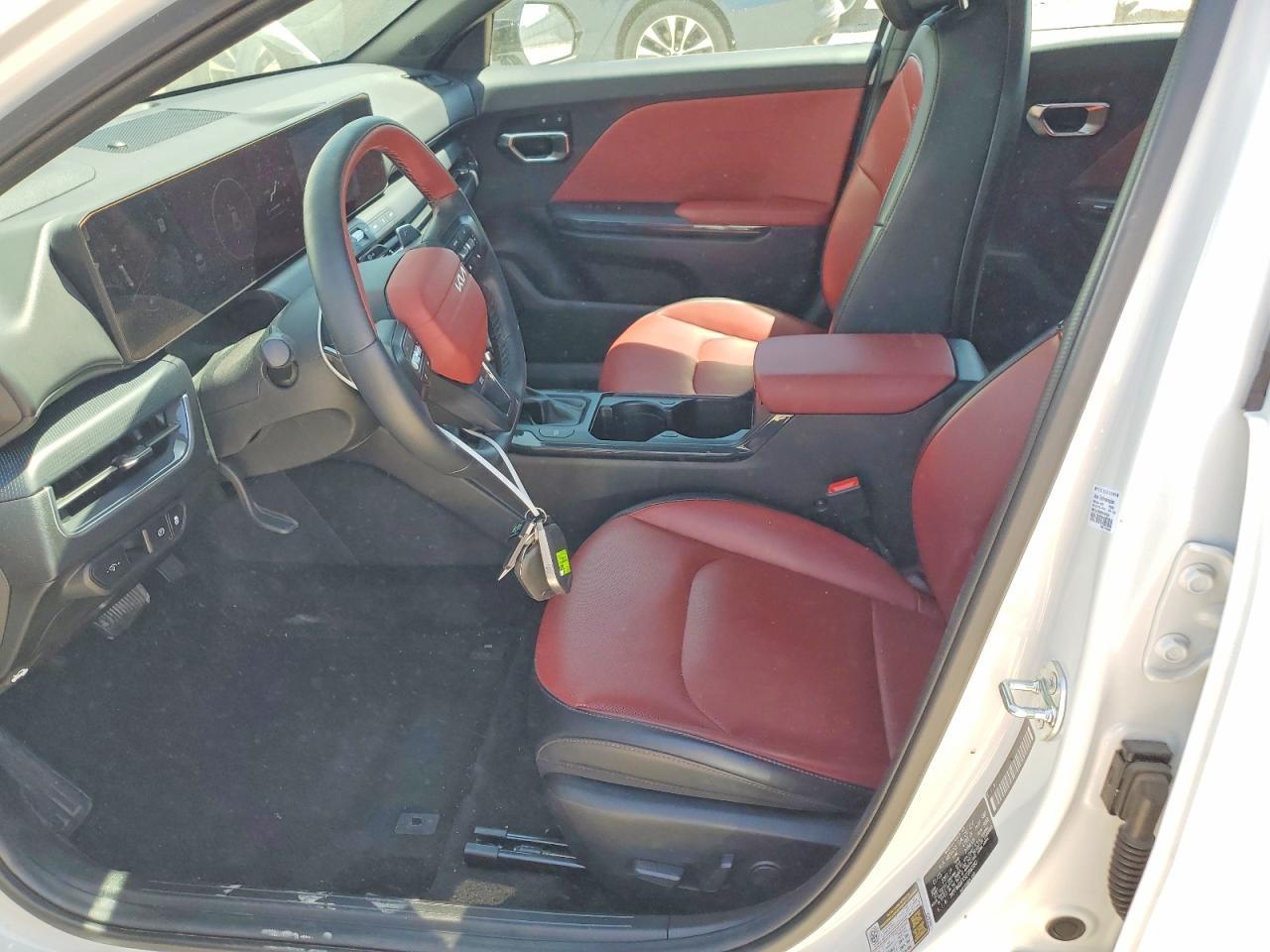 2025 Kia K4 Gt Line - Фото 7