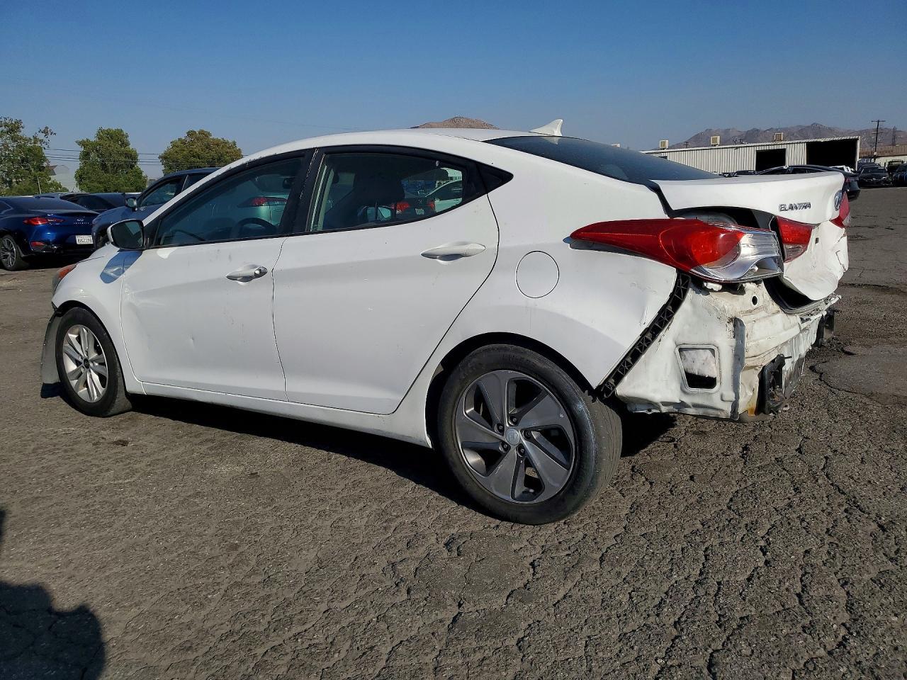 2013 Hyundai Elantra Gls - Фото 2
