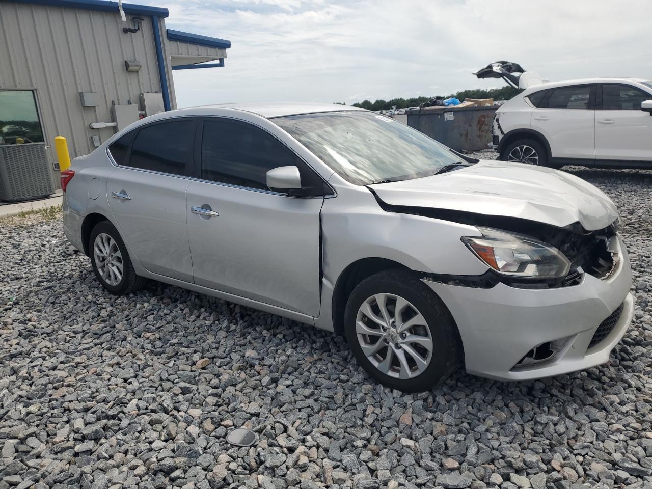 2018 Nissan Sentra Sv - Фото 4