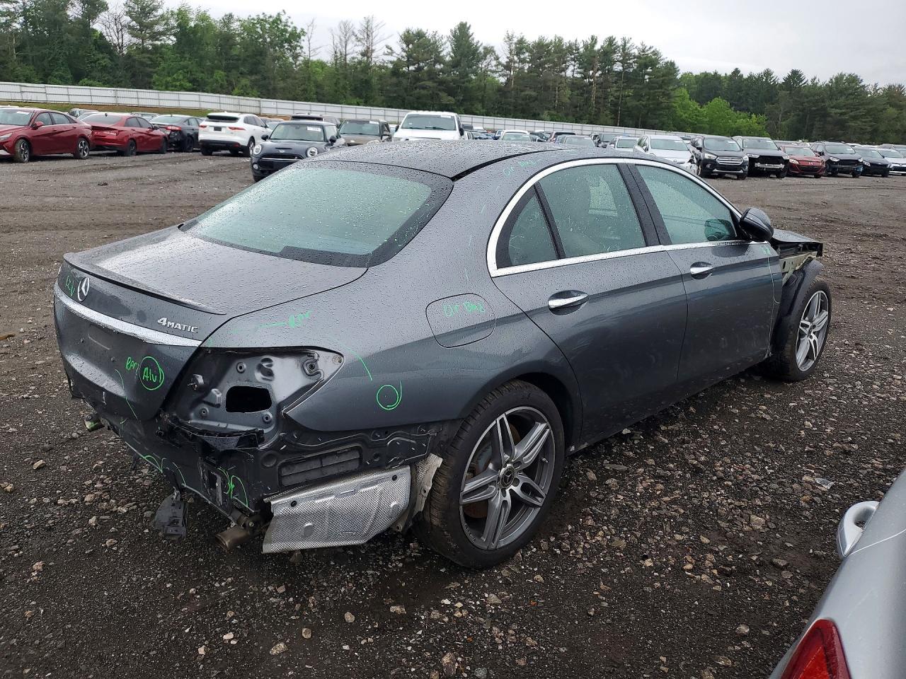 2018 Mercedes-Benz E 400 4Matic - Фото 3