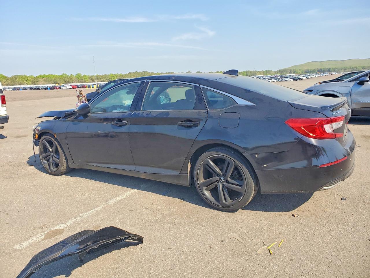 2018 Honda Accord Sport - Фото 2