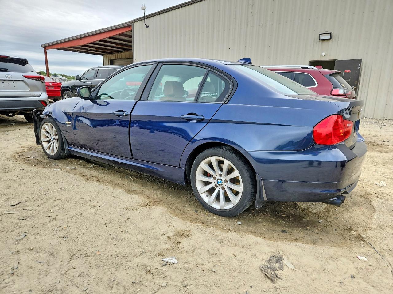 2011 BMW 328 Xi Sulev - Фото 2