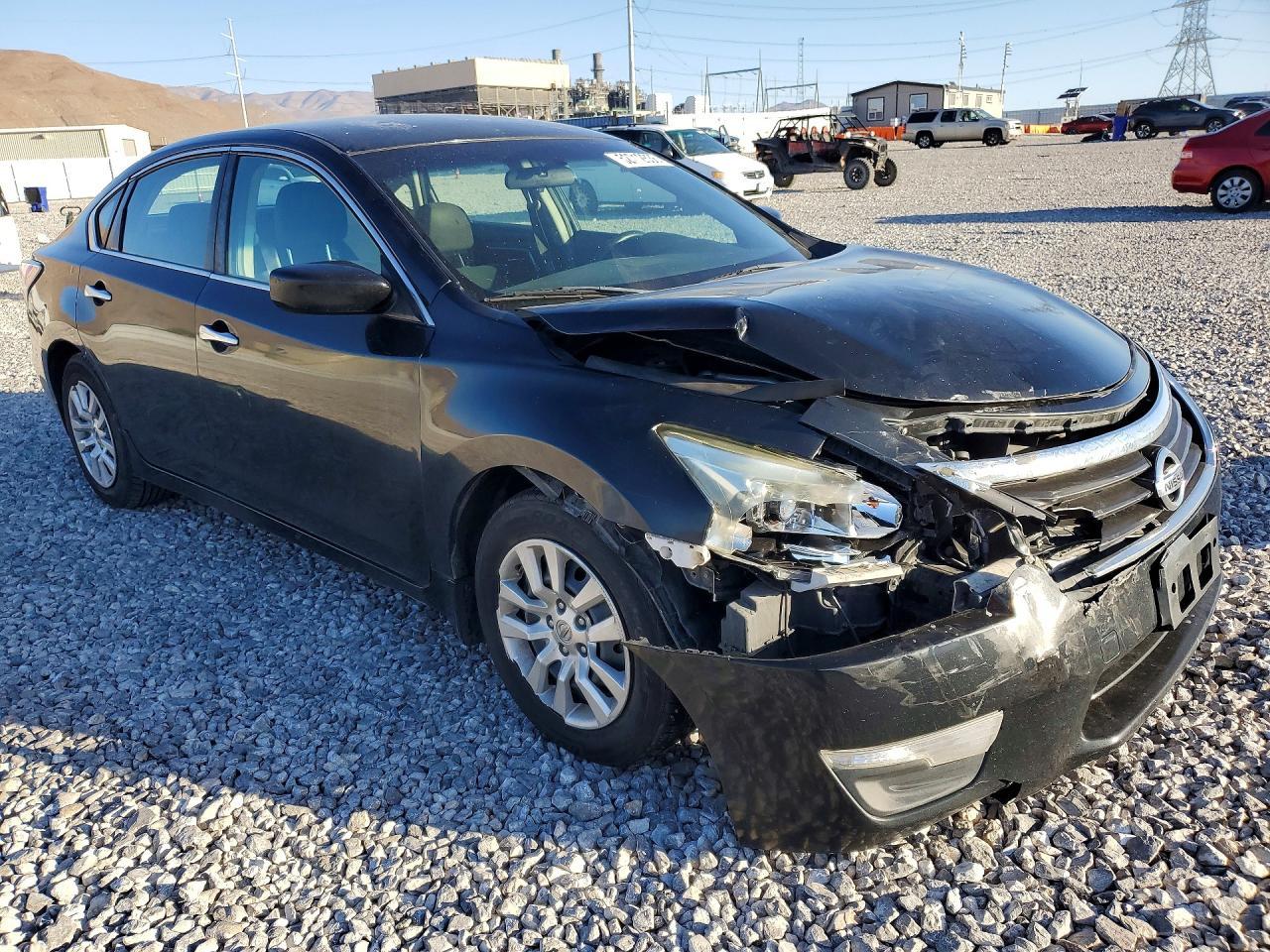 2014 Nissan Altima 2.5 S - Фото 4