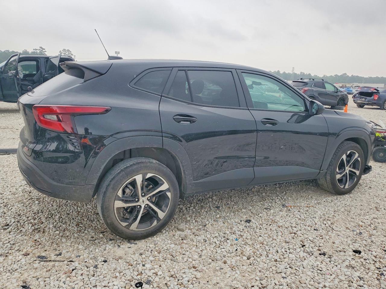 2025 Chevrolet Trax 1Rs - Фото 3