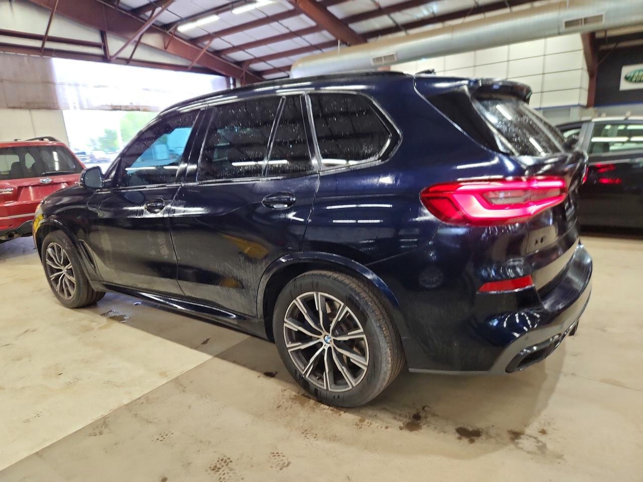 2019 BMW X5 xDrive50I - Фото 2