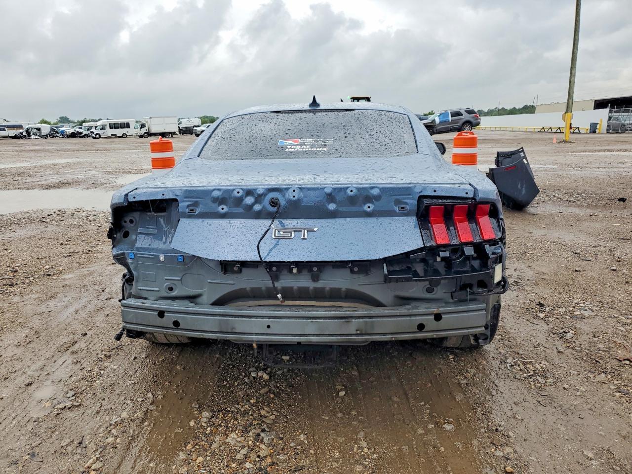 2024 Ford Mustang Gt - Фото 6