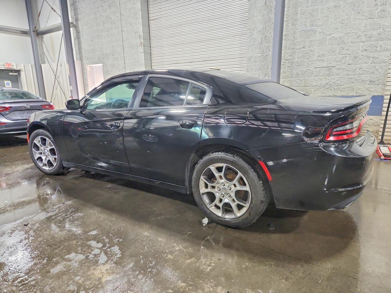 2016 Dodge Charger Sxt - Фото 2