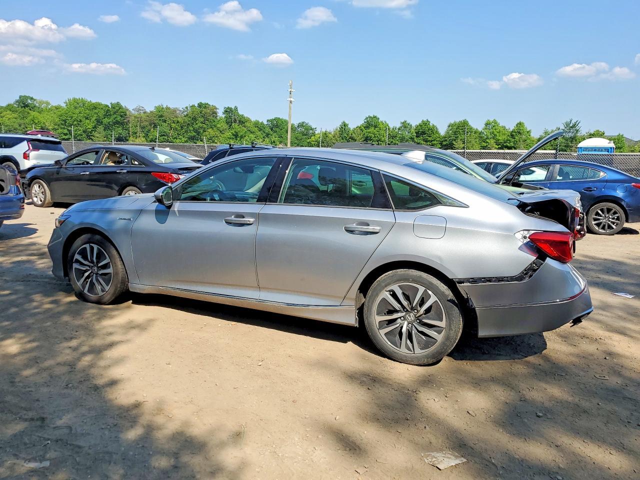 2020 Honda Accord - Image 2