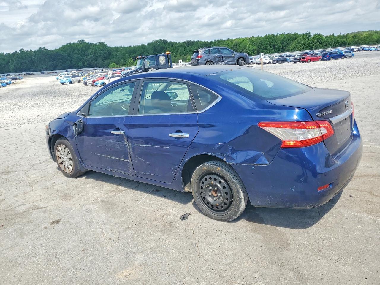 2017 Nissan Sentra S - Фото 2