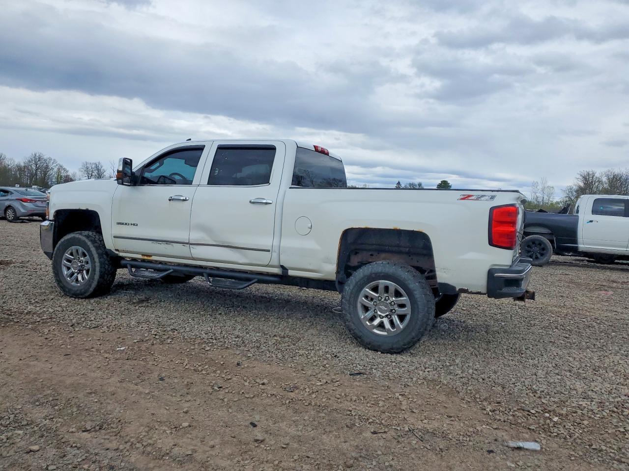 2017 Chevrolet Silverado K3500 Ltz - Фото 2