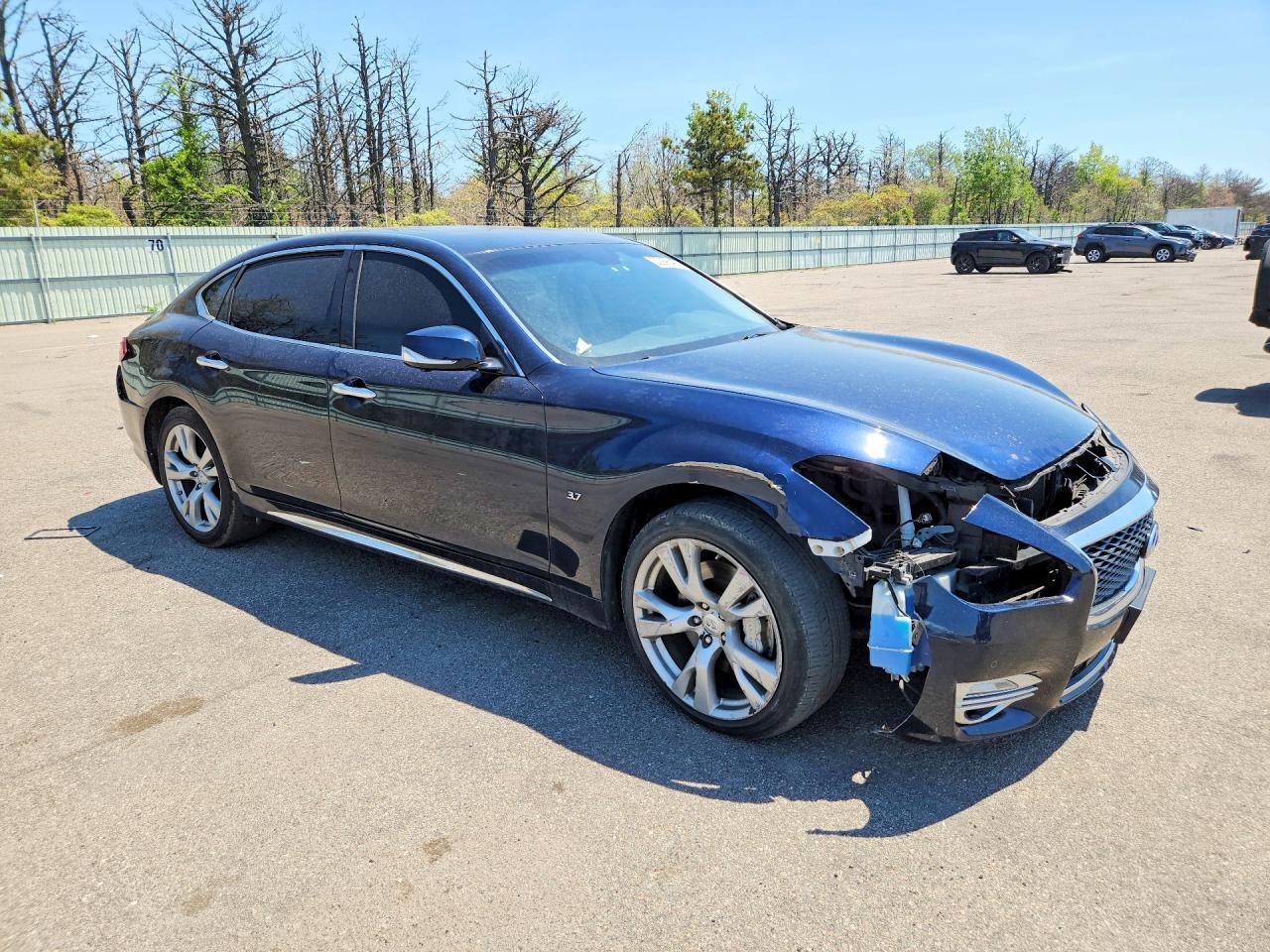 2016 Infiniti Q70L 3.7 - Image 4