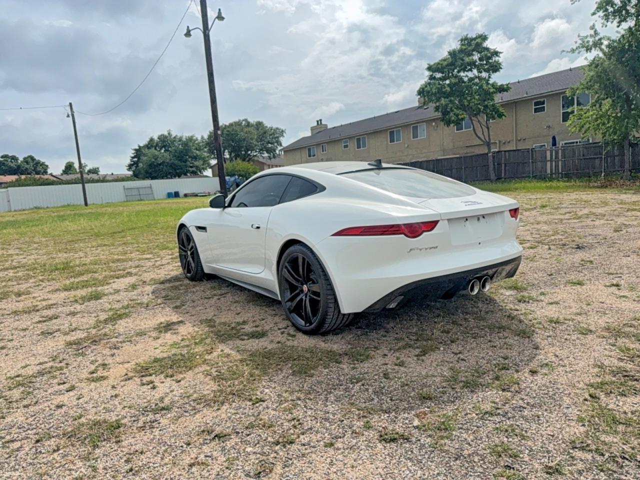 2017 Jaguar F-Type R Dynamic - Фото 3