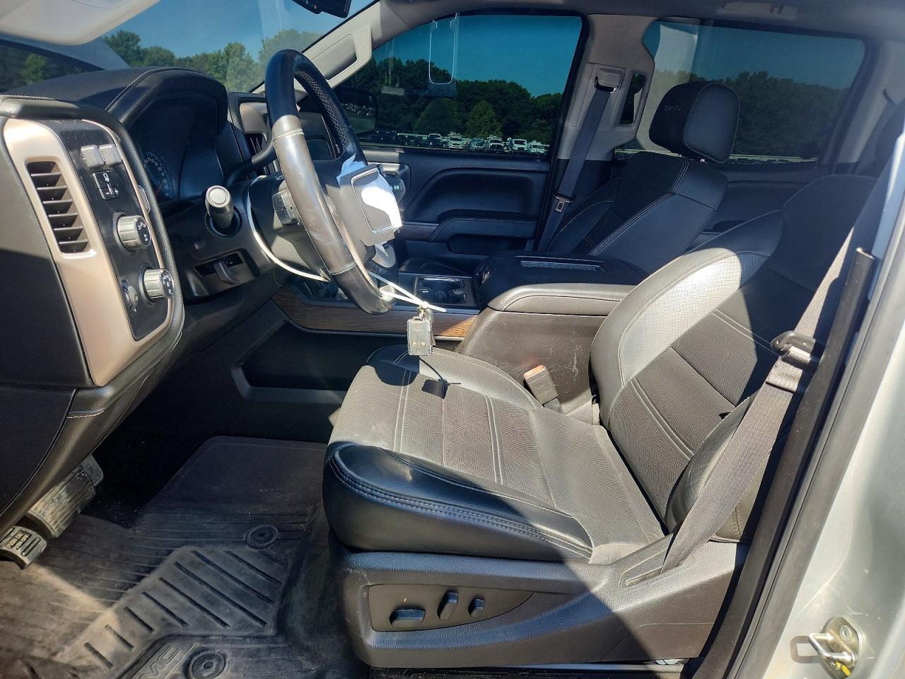 2018 GMC Sierra K2500 Denali - Image 7