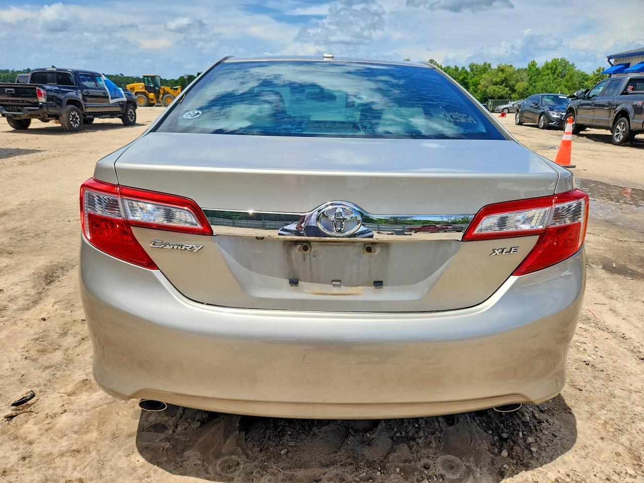 2014 Toyota Camry Xle V6 - Фото 6
