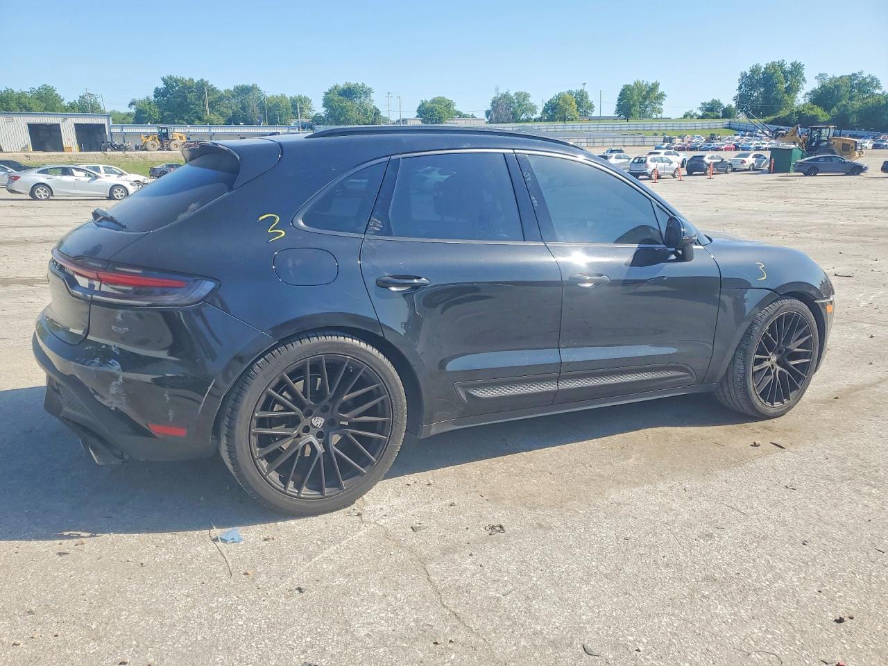 2022 Porsche Macan - Фото 3