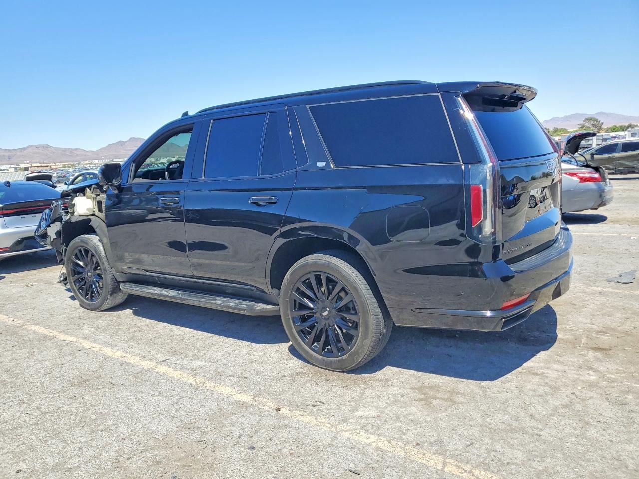 2024 Cadillac Escalade Premium Luxury - Фото 2