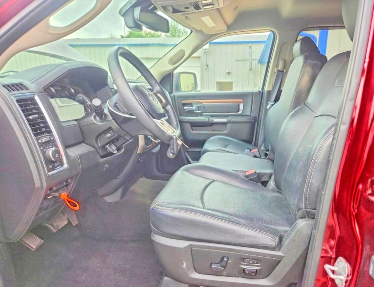 2017 Ram 1500 Laramie - Image 7