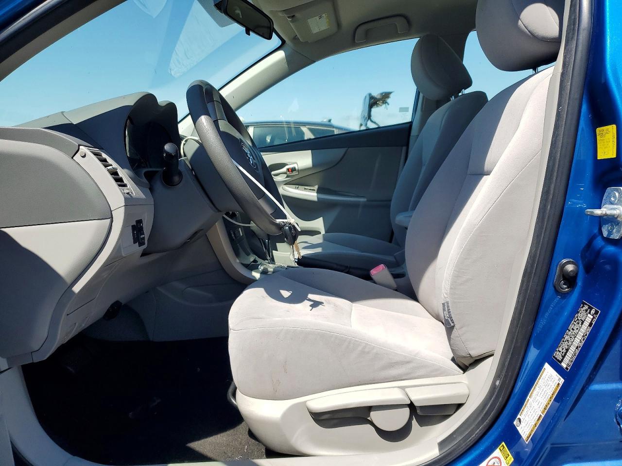 2010 Toyota Corolla Le - Фото 7