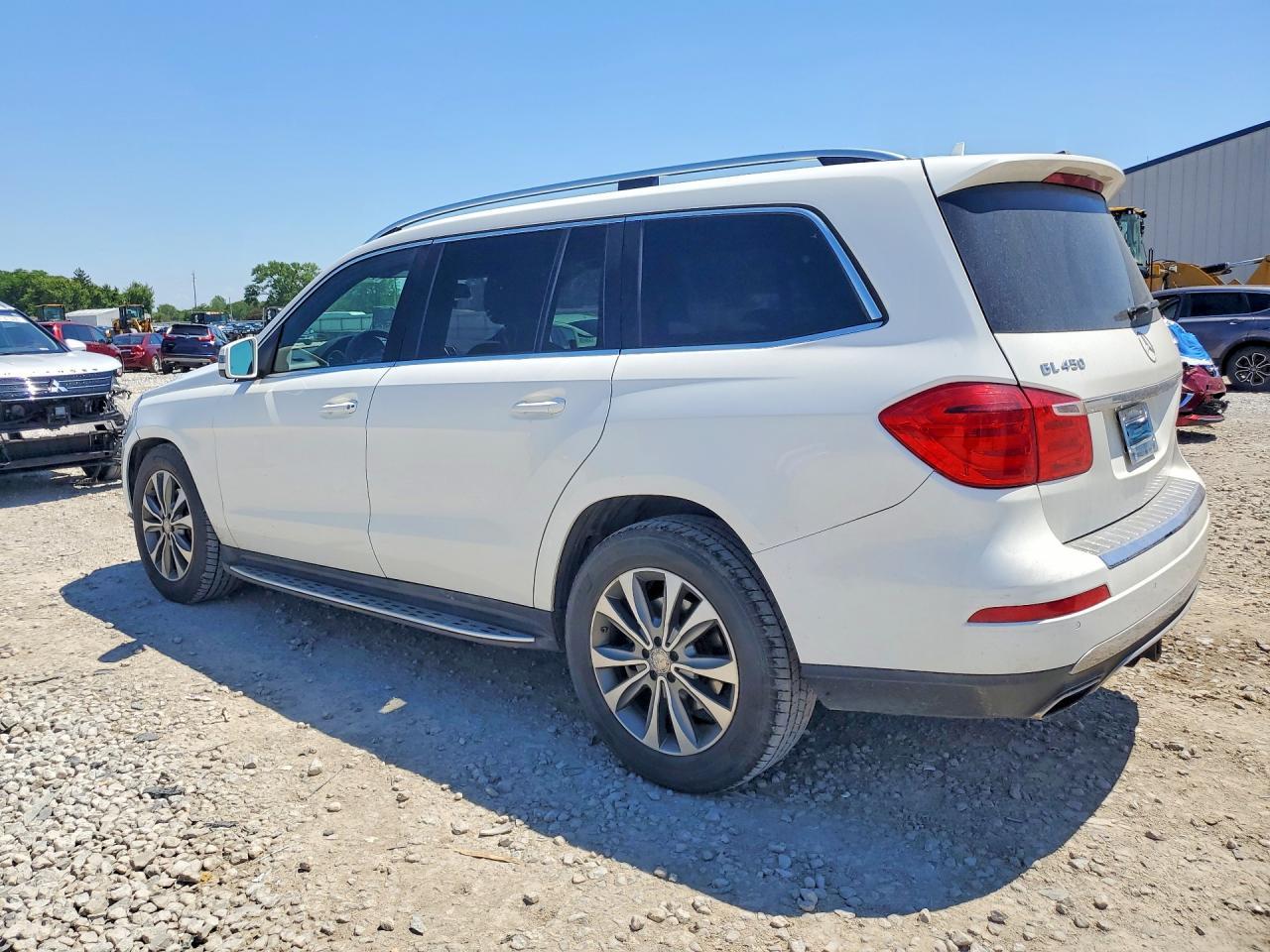 2014 Mercedes-Benz Gl 450 4Matic - Image 2