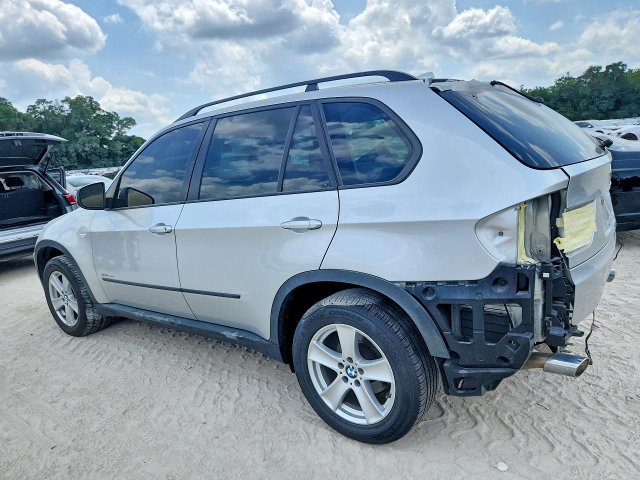 2012 BMW X5 xDrive35D - Image 2