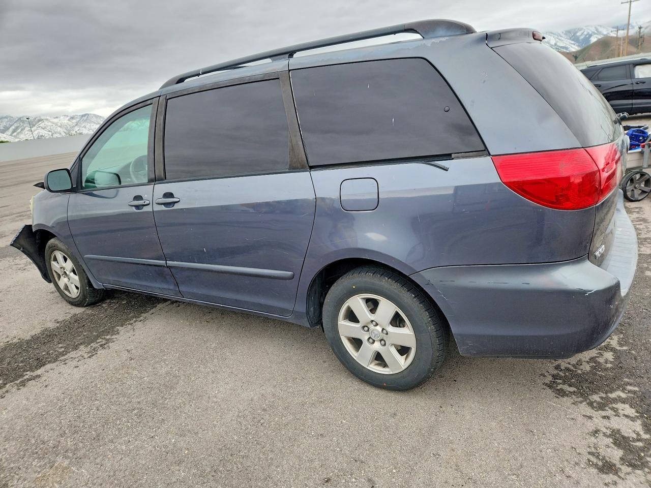 2006 Toyota Sienna Le 8 Passenger - Фото 2